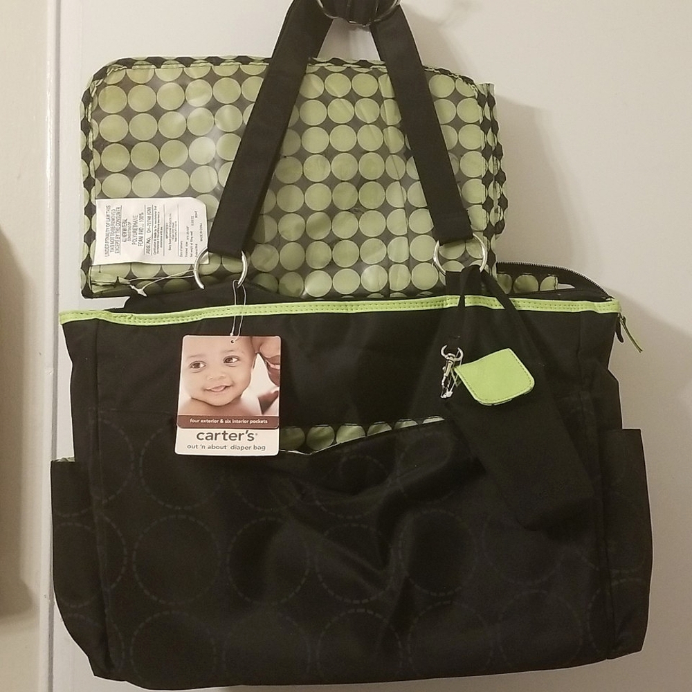 $80 NWT A SET now One NWT Bags 80$ retail + shipping AND A Second Same Brand
